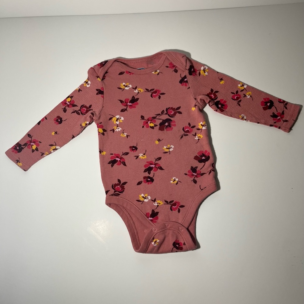 Old Navy pink Floral onesie for babies 12-18M